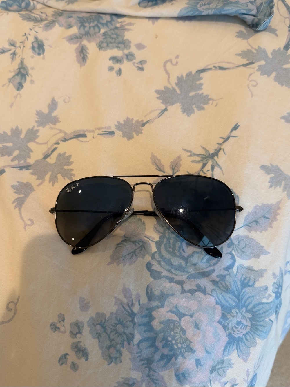 Ray-Ban Black Metal Aviator Sunglasses with Blue Lenses